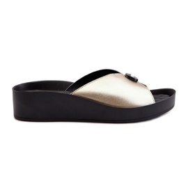 Tongs en cuir pour femmes avec décoration dorée S.Barski KV27-027