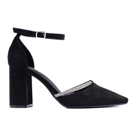 Escarpins à talons en daim noir