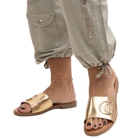 Tongs à boucle dorée Almeita