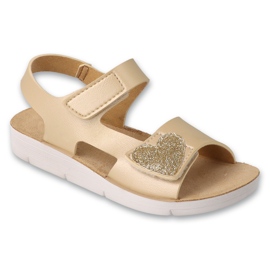 Sandales enfant Befado 068Y008 coeur pailleté doré d'or Sandales enfant Befado 068Y008 coeur pailleté doré d'or