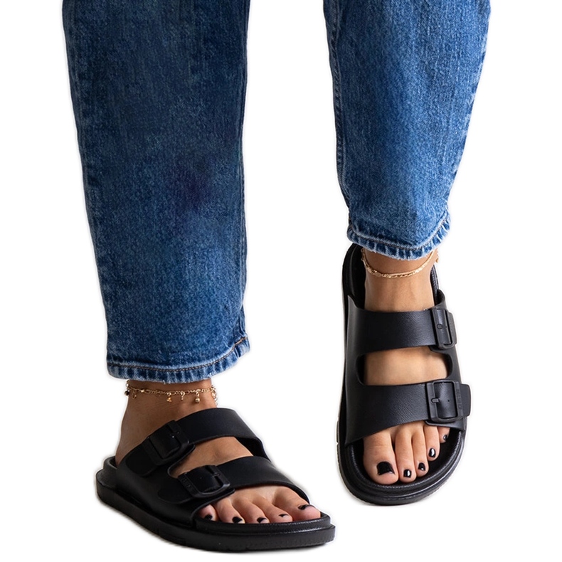 Tongs Big Star NN274A750 noires le noir