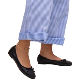 Ballerines noires avec nœud et empiècement en cuir par Rosaly