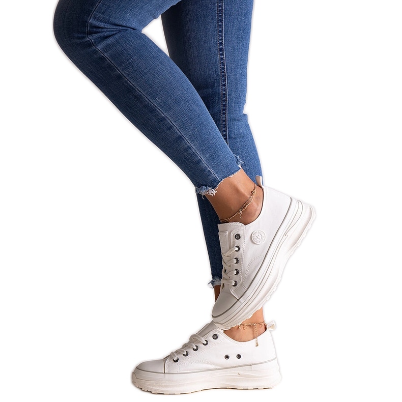 Baskets blanches massives Big Star NN274126