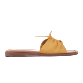 Marco Shoes Tongs avec liens jaune