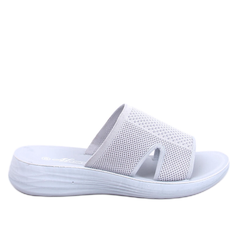 Hervès Chaussons doux ajourés gris