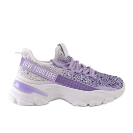 Baskets massives brillantes blanches et violettes par Senai Baskets massives brillantes blanches et violettes par Senai