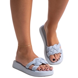 Chaussons en caoutchouc bleu de Ferrei