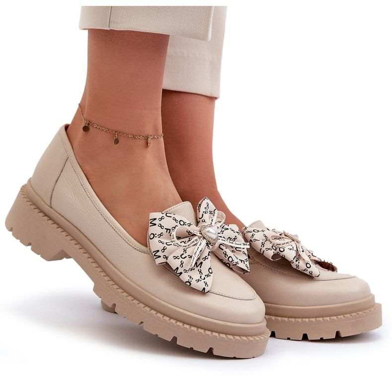 Mocassins en cuir pour femmes avec nœud Laura Messi 2787 Beige clair