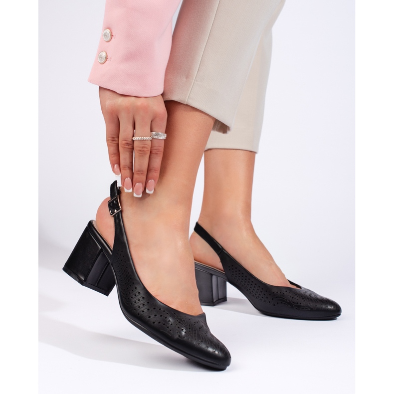 Escarpins à talons hauts noirs ajourés par Sergio Leone le noir
