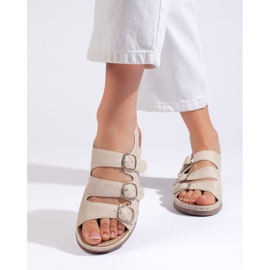 Sandales femme beiges à talon bas