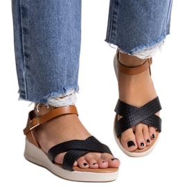 Sandales compensées basses noires et marron par Hakima
