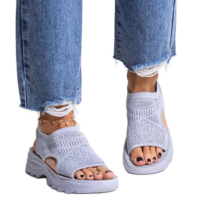 Sandales à plateforme en tissu gris avec strass Delmare