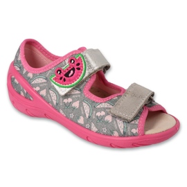 Sandales enfants Befado avec empiècement en cuir 063X006 rose et gris Sandales enfants Befado avec empiècement en cuir 063X006 rose et gris