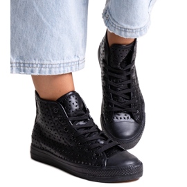 Bez marki Baskets montantes ajourées Madala noires le noir