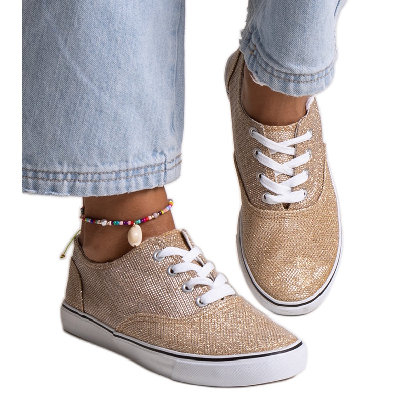 Baskets Carroline dorées et brillantes d'or Baskets Carroline dorées et brillantes d'or