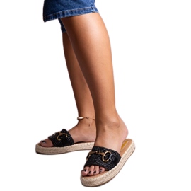 Tongs espadrilles noires avec boucle dorée par Feorie le noir
