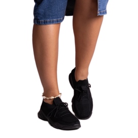 Baskets en tissu noir par Madi