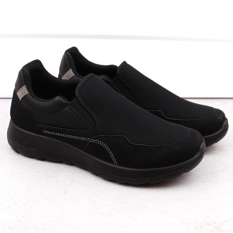 Chaussures de sport à enfiler pour hommes, noires News 2160 le noir