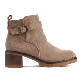 Bottines en daim beiges
