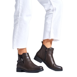 Bottines femme marron à talon plat brun