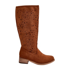Bottes Femme Ajourées Sur Talons Bas Eco Daim Fermées Par Fermeture éclair Orchidées Camel brun Bottes Femme Ajourées Sur Talons Bas Eco Daim Fermées Par Fermeture éclair Orchidées Camel brun