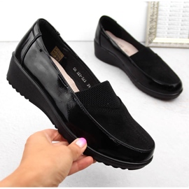 Chaussures à enfiler confortables pour femmes avec élastique, noir T.Sokolski J23-323