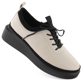 Chaussures slip-on femme en cuir beige T.Sokolski J23-705