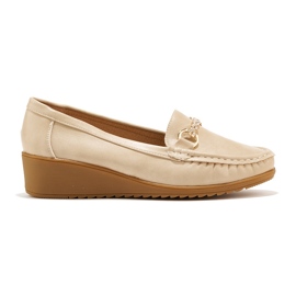 Mocassins compensés femme beiges à décor doré