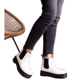 Bottines à plateforme blanches par Lessaya