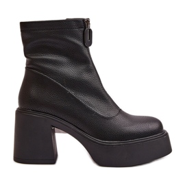 Bottes Femme Isolées Sur Plateforme Et Talon Haut Noir Vinceza 66715