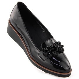 Chaussures vernies pour femmes avec décoration, noires Vinceza 58400