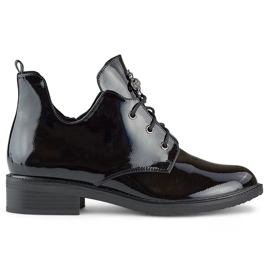 Bottines à lacets noires vernies et semelle plate