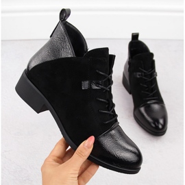 M. DASZYŃSKI Bottines noires isolées en daim pour femmes M.Daszyński MR2458-7