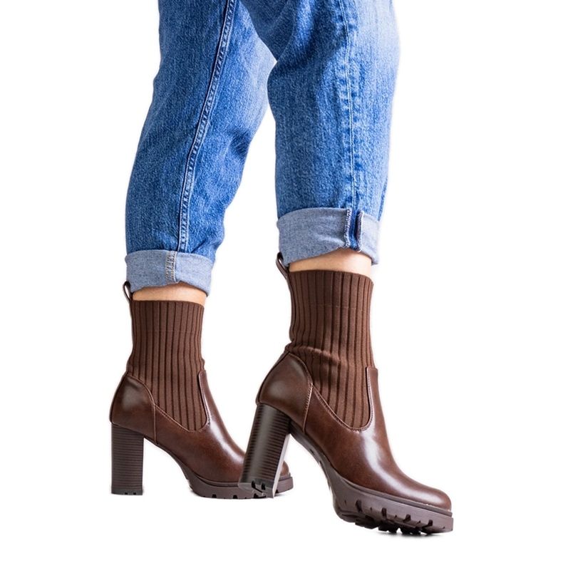 Bottines marron en cuir écologique Asera brun