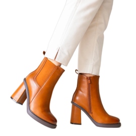 Bottines marron en cuir écologique Almase brun Bottines marron en cuir écologique Almase brun