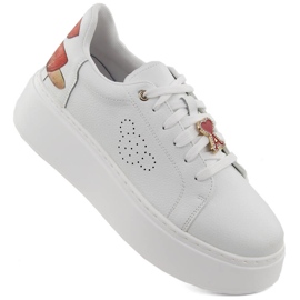 Chaussures de sport en cuir sur plateforme, blanches Vinceza 89101 Chaussures de sport en cuir sur plateforme, blanches Vinceza 89101