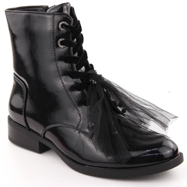 Bottines en cuir verni noir avec nœud par S.Barski