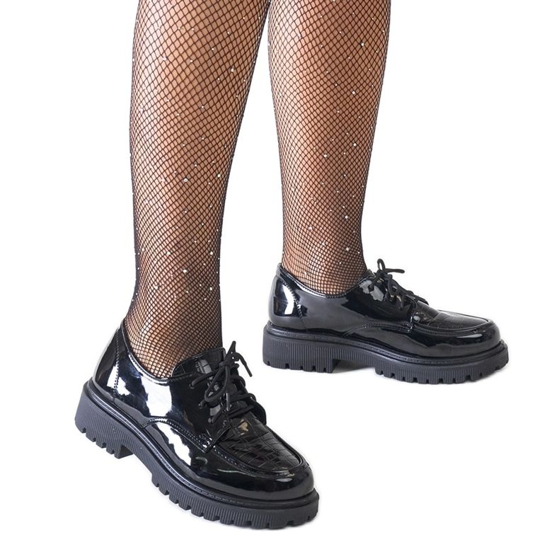 Chaussures vernies à lacets décontractées noires par Eduardana le noir