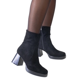 Bottines noires à bout carré, éco-daim Rumaila