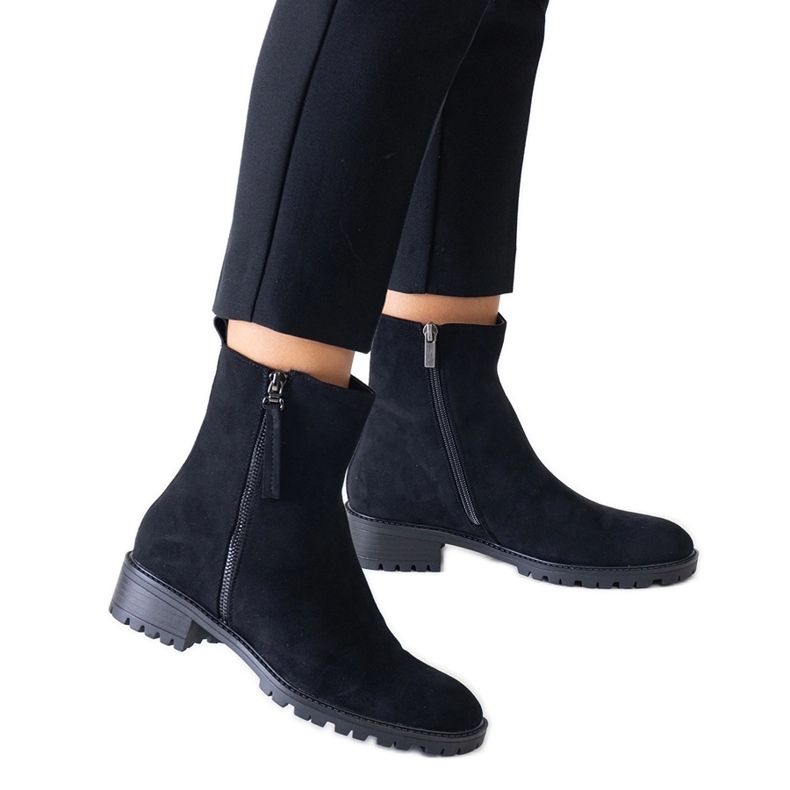 Bottines hautes noires sur la plateforme Zahra en éco-daim le noir