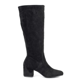 Bottines femme en daim noir sur le poteau le noir