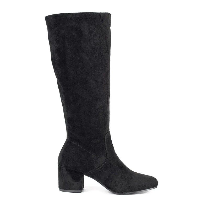 Bottines femme en daim noir sur le poteau le noir