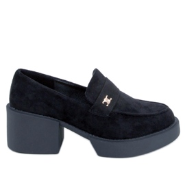 Mocassins noirs à talons hauts le noir
