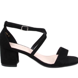 Sandales noires à talons bas