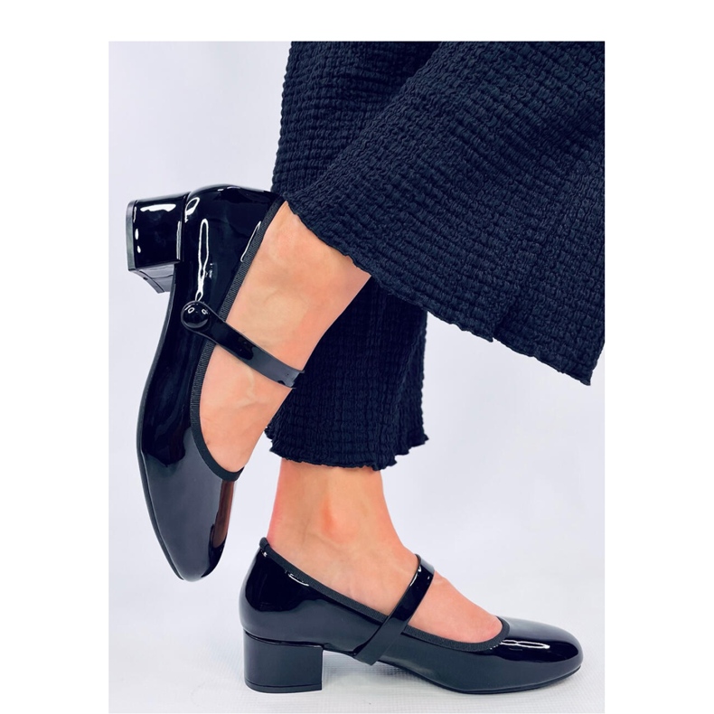 Ballerines vernies noires à talons hauts le noir