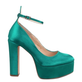 Escarpins femme à talons en satin vert