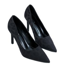 Talons hauts noirs pour femmes le noir