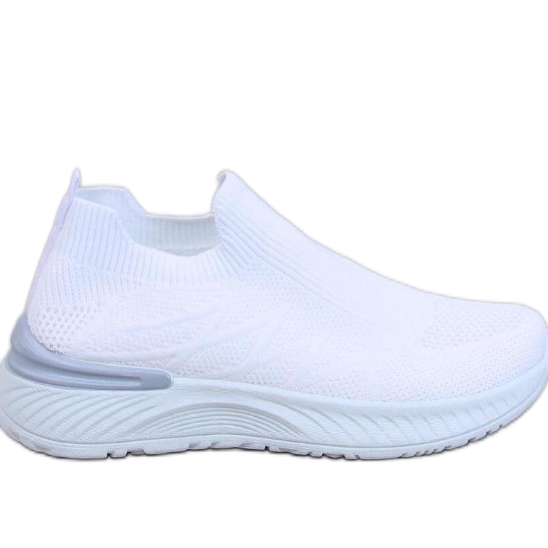 Chaussures de sport chaussettes blanches