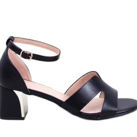 Sandales femme à talon pleine fleur noir