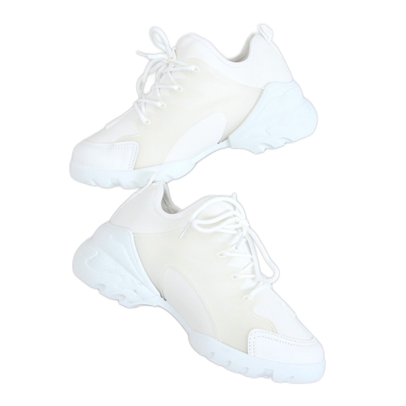 Chaussures de sport pour femmes blanches